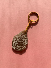 Load image into Gallery viewer, Oyster Keychain
